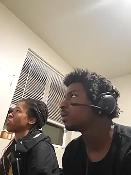 Snapshot of gaimov3r2024 chatting on November 21, 2025, 5:17 am gaimov3r2024 online show from November 21, 2025, 5:17 am