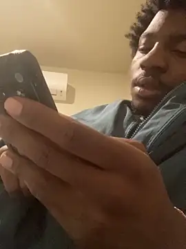 Snapshot of gaimov3r2024 chatting on October 27, 2025, 8:26 am gaimov3r2024 online show from October 27, 2025, 8:26 am