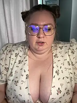 Snapshot of Chloe_WS chatting on February 22, 2025, 9:45 am Chloe WS online show from February 22, 2025, 9:45 am