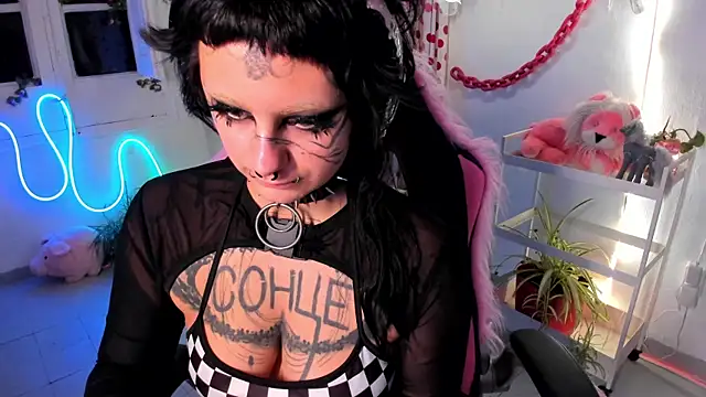 Snapshot of lady_sontse_ chatting on January 9, 2026, 8:05 pm lady sontse online show from January 9, 2026, 8:05 pm