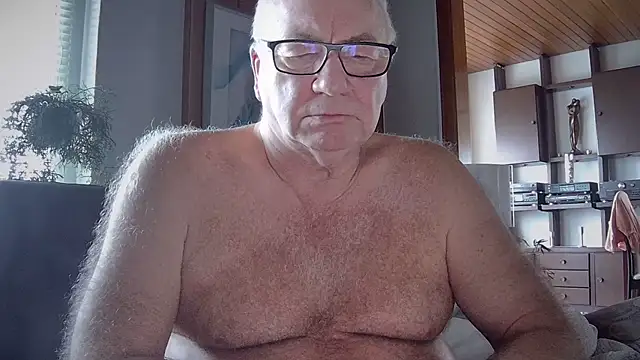 biggandybig online show from November 17, 2025, 9:35 am