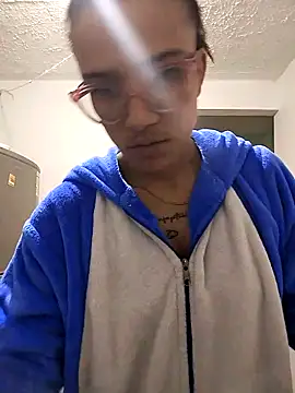 Yaumiko online show from March 19, 2026, 10:48 am