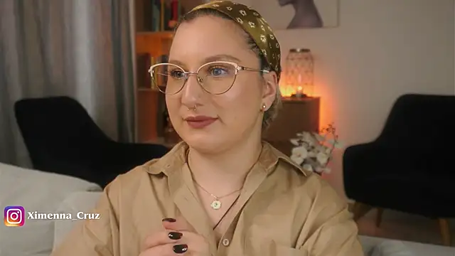 Snapshot of Ximenna_Cruz chatting on February 20, 2026, 7:16 pm Ximenna Cruz online show from February 20, 2026, 7:16 pm