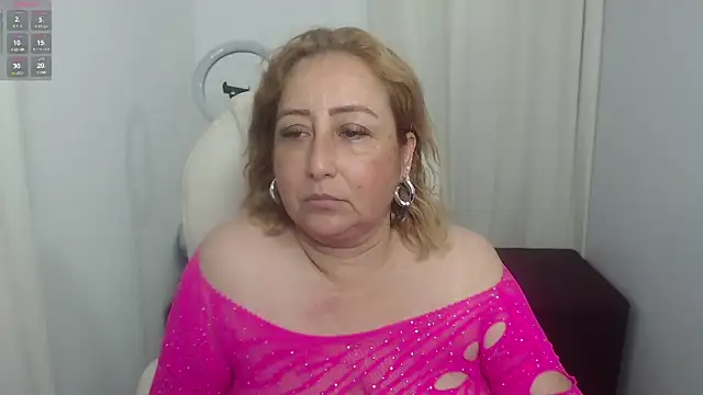 Snapshot of paiper_halliwey chatting on February 21, 2025, 11:32 pm paiper halliwey online show from February 21, 2025, 11:32 pm