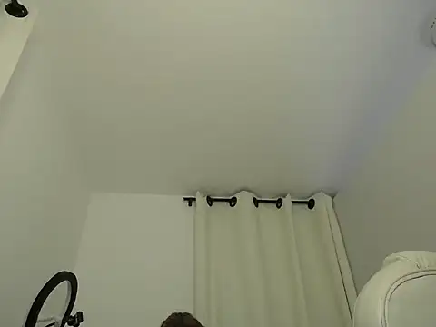 Snapshot of paiper_halliwey chatting on February 7, 2025, 9:37 am paiper halliwey online show from February 7, 2025, 9:37 am