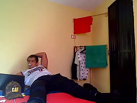 Snapshot of lozter345 chatting on October 3, 2025, 9:38 pm lozter345 online show from October 3, 2025, 9:38 pm