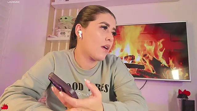 susanjons tcw online show from December 16, 2025, 1:10 am