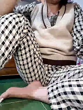 Snapshot of Mie610 chatting on November 28, 2025, 12:55 am Mie610 online show from November 28, 2025, 12:55 am