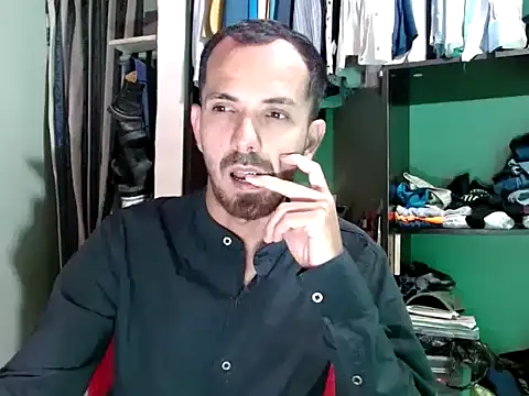 Snapshot of Tomas_Tylor chatting on January 7, 2026, 12:26 am Tomas Tylor online show from January 7, 2026, 12:26 am