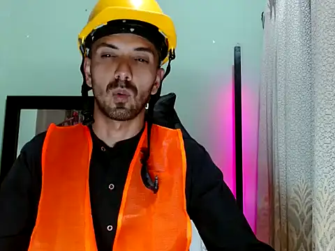 Snapshot of Tomas_Tylor chatting on March 18, 2026, 2:15 am Tomas Tylor online show from March 18, 2026, 2:15 am