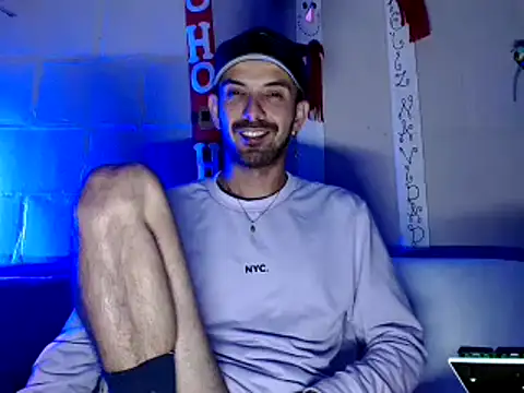 Snapshot of Tomas_Tylor chatting on January 3, 2025, 3:27 am Tomas Tylor online show from January 3, 2025, 3:27 am