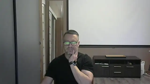 Snapshot of HarrySnake chatting on October 16, 2025, 1:41 pm HarrySnake online show from October 16, 2025, 1:41 pm