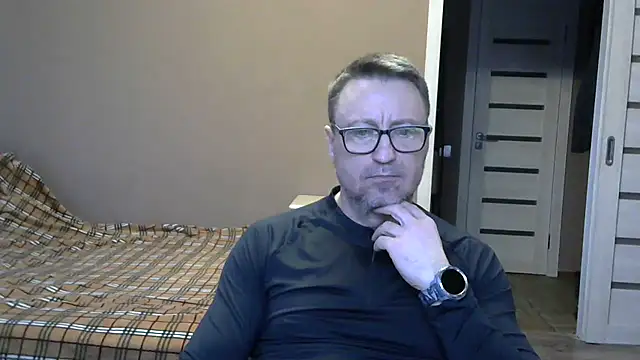 Snapshot of HarrySnake chatting on December 6, 2024, 10:32 am HarrySnake online show from December 6, 2024, 10:32 am