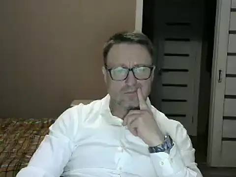 Snapshot of HarrySnake chatting on December 15, 2024, 5:31 pm HarrySnake online show from December 15, 2024, 5:31 pm