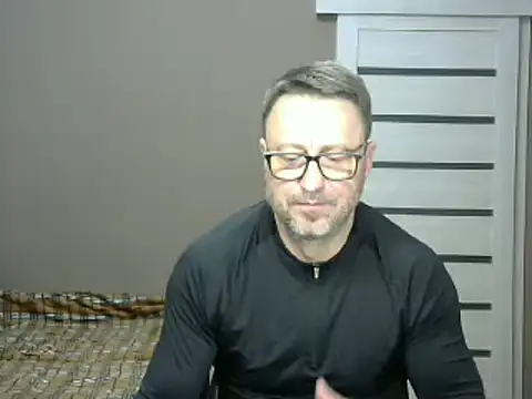 Snapshot of HarrySnake chatting on January 12, 2025, 5:01 pm HarrySnake online show from January 12, 2025, 5:01 pm