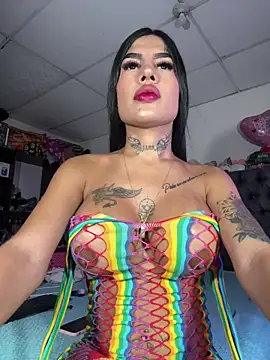 Snapshot of saragill323 chatting on November 2, 2025, 12:37 am saragill323 online show from November 2, 2025, 12:37 am