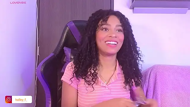 Snapshot of Heily_Fox chatting on February 25, 2025, 6:36 am Heily Fox online show from February 25, 2025, 6:36 am