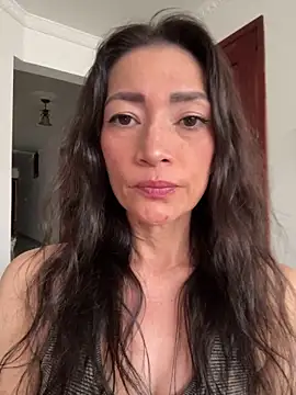 Yulia sx online show from February 13, 2026, 9:26 pm