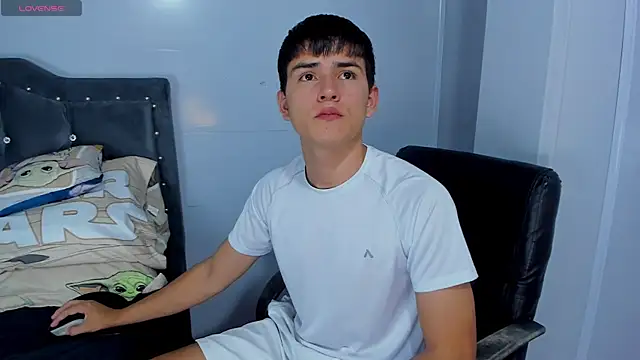 Snapshot of Jacobb_Lee chatting on December 2, 2025, 8:43 pm Jacobb Lee online show from December 2, 2025, 8:43 pm