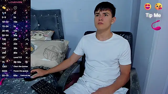 Snapshot of Jacobb_Lee chatting on October 1, 2025, 8:02 pm Jacobb Lee online show from October 1, 2025, 8:02 pm