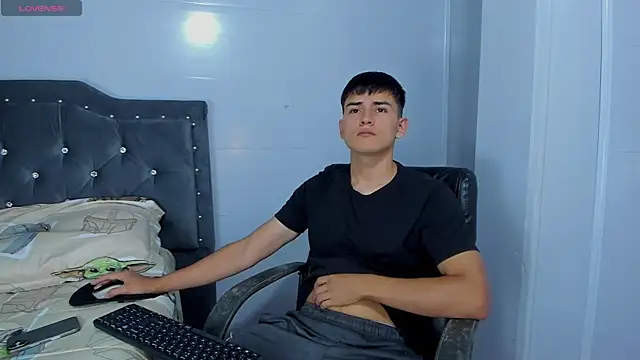 Snapshot of Jacobb_Lee chatting on December 15, 2025, 4:35 pm Jacobb Lee online show from December 15, 2025, 4:35 pm