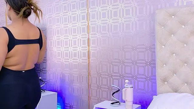 Sara Desire online show from October 3, 2025, 12:17 pm