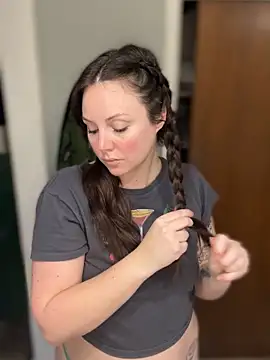 Snapshot of Blaze_Baby chatting on February 18, 2026, 3:52 pm Blaze Baby online show from February 18, 2026, 3:52 pm