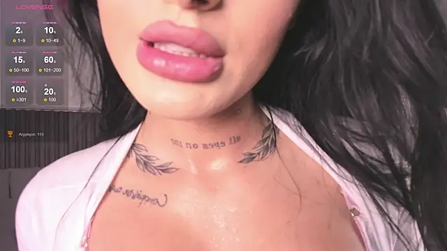 SOPHICARTERS online show from March 30, 2026, 1:01 pm