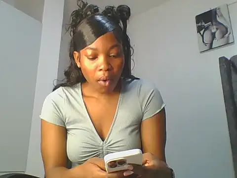  Becky002 online show from March 8, 2026, 9:12 am