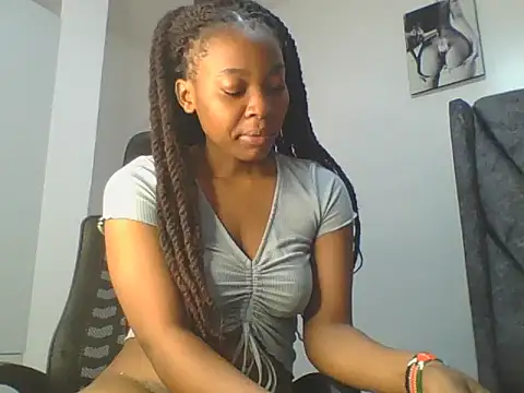  Becky002 online show from May 14, 2026, 9:39 am