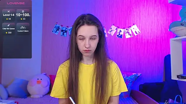 Snapshot of ur_kitty__ chatting on October 12, 2025, 2:07 pm ur kitty online show from October 12, 2025, 2:07 pm