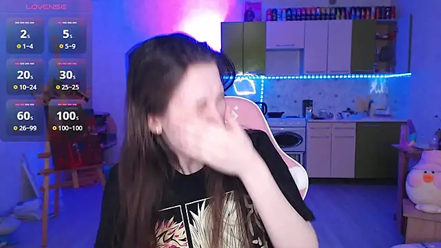 ur kitty   online show from April 3, 2026, 1:06 pm