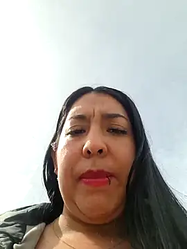 Bella keny online show from May 25, 2026, 2:05 pm
