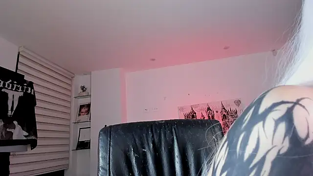 SophieHill gh online show from March 25, 2026, 2:44 am