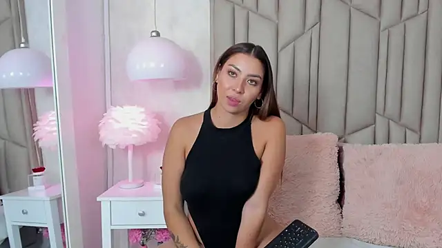 Snapshot of AudreyElla chatting on February 25, 2025, 1:09 am AudreyElla online show from February 25, 2025, 1:09 am