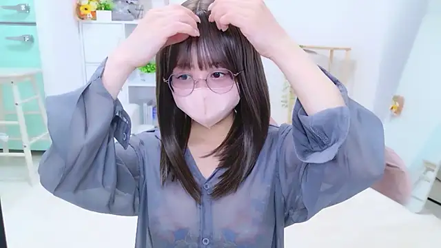 Snapshot of chihiro_ri chatting on June 19, 2026, 6:36 pm chihiro ri online show from June 19, 2026, 6:36 pm