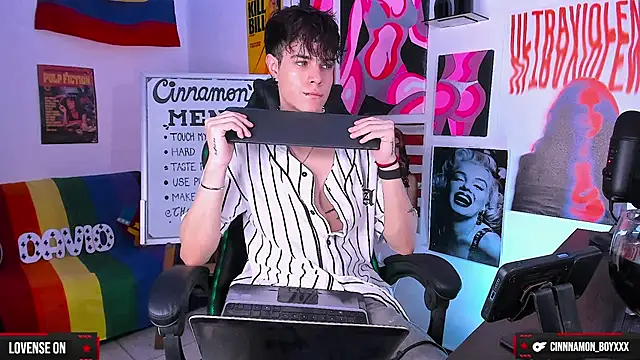 cinnamon boyxxx online show from December 6, 2024, 4:08 am