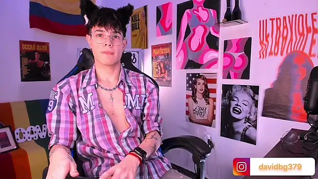 cinnamon boyxxx online show from February 6, 2025, 1:49 am