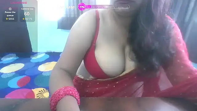 hot-saniya01 online show from November 19, 2025, 7:52 am