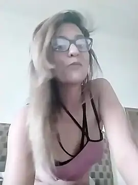 karmicQueen669 online show from April 1, 2026, 4:47 am