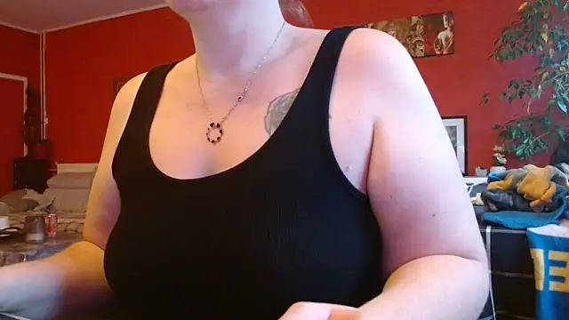 Snapshot of cruellaculdenfer67 chatting on November 28, 2025, 8:14 am cruellaculdenfer67 online show from November 28, 2025, 8:14 am