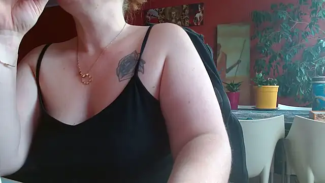 Snapshot of cruellaculdenfer67 chatting on November 4, 2025, 8:18 am cruellaculdenfer67 online show from November 4, 2025, 8:18 am