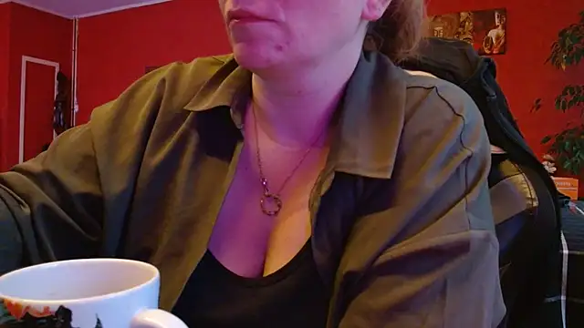 Snapshot of cruellaculdenfer67 chatting on November 18, 2025, 8:06 am cruellaculdenfer67 online show from November 18, 2025, 8:06 am