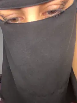 Snapshot of Jumanaa chatting on October 11, 2025, 10:11 pm Jumanaa online show from October 11, 2025, 10:11 pm