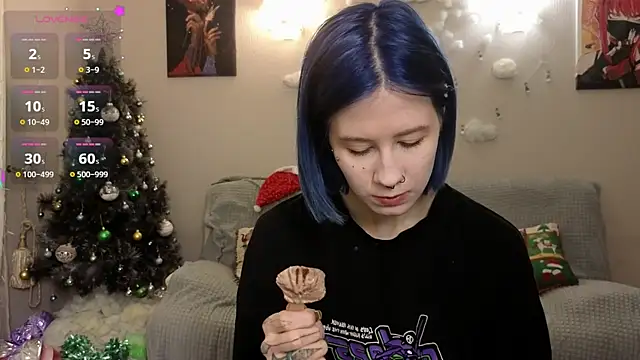 Snapshot of christy_memeow chatting on December 21, 2024, 5:39 pm christy memeow online show from December 21, 2024, 5:39 pm