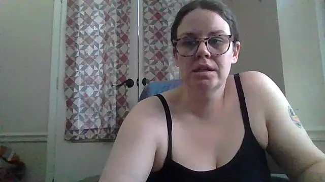 Snapshot of velvetta_ chatting on January 11, 2026, 6:15 pm velvetta online show from January 11, 2026, 6:15 pm