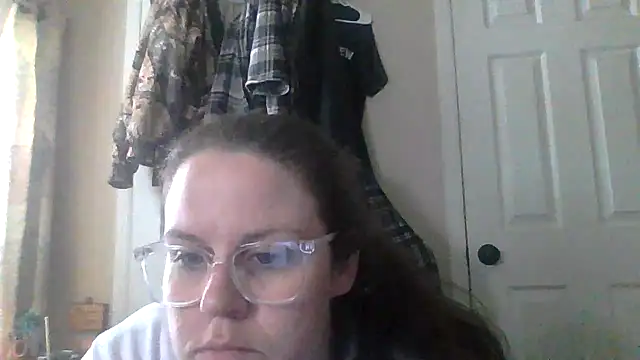 Snapshot of velvetta_ chatting on March 7, 2025, 9:17 pm velvetta  online show from March 7, 2025, 9:17 pm