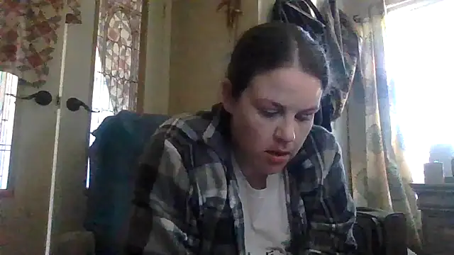 Snapshot of velvetta_ chatting on October 21, 2025, 6:07 pm velvetta  online show from October 21, 2025, 6:07 pm