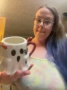 Snapshot of velvetta_ chatting on September 22, 2025, 6:08 am velvetta  online show from September 22, 2025, 6:08 am
