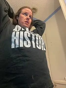 Snapshot of velvetta_ chatting on March 22, 2025, 6:54 am velvetta  online show from March 22, 2025, 6:54 am